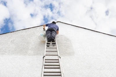 Peinture extérieure à Lachamp-Ribennes — façades et ravalement